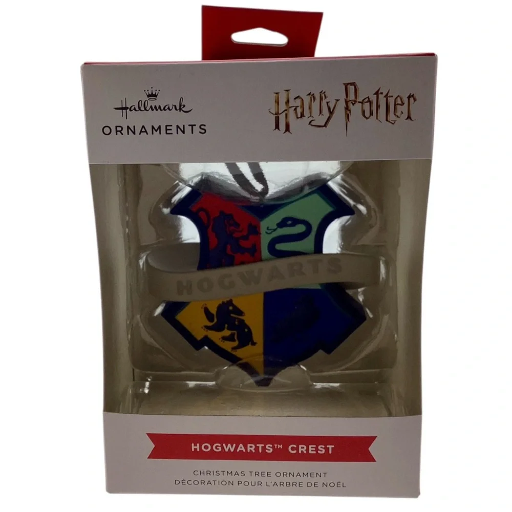 Hallmark Harry Potter “Hogwarts Crest” Christmas Ornament (NWT)